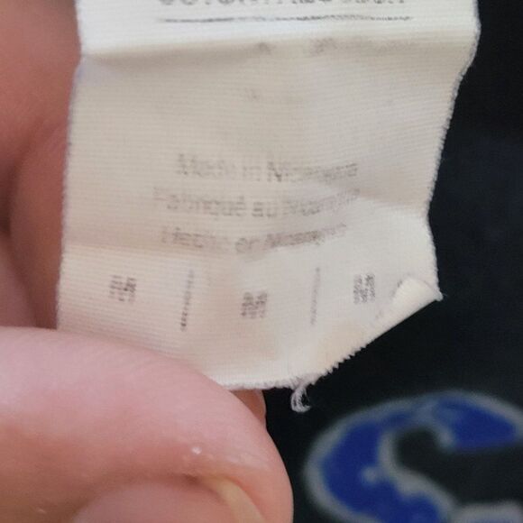 Y2K Long Sleeve Graphic T-shirt M Black Navy 246 Birthday Pirate Skull Faded - Picture 10 of 10